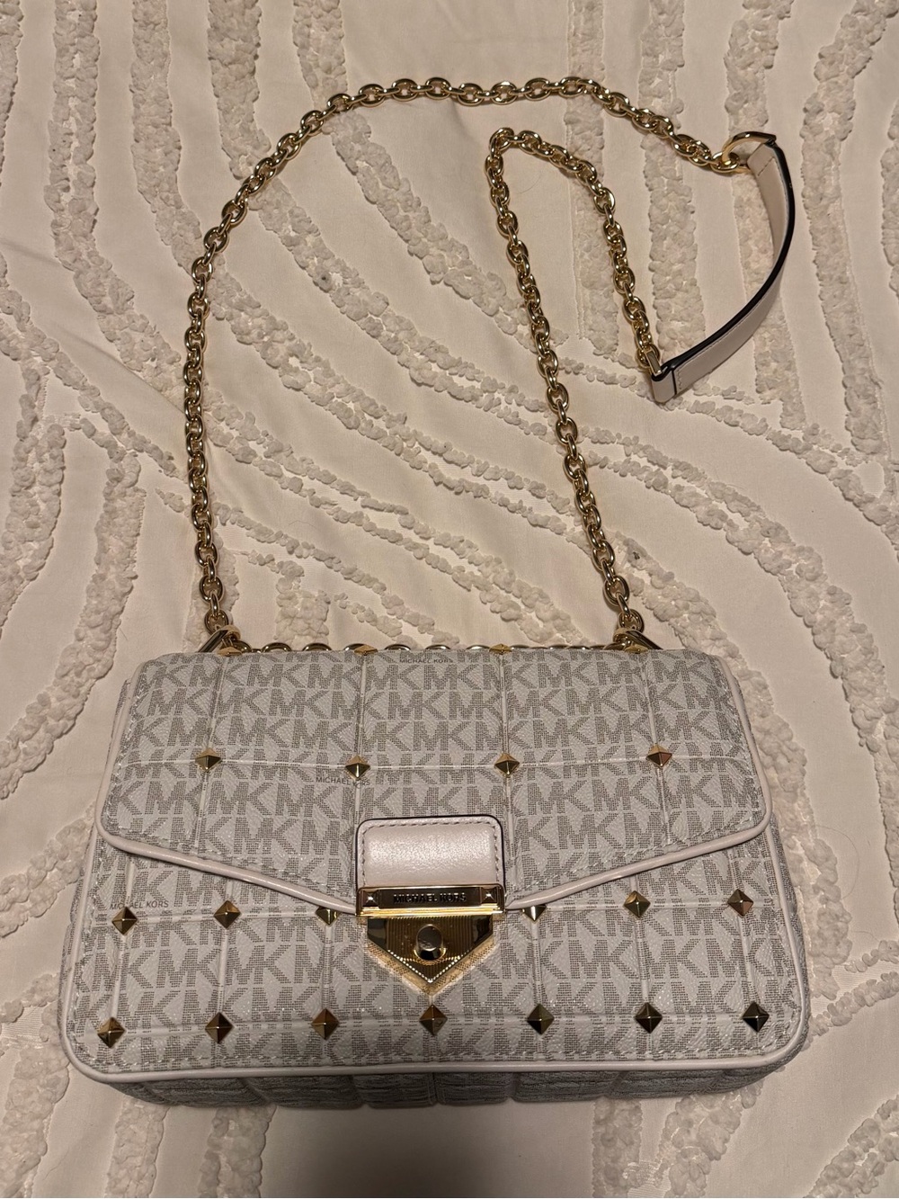 2020 Michael Kors SoHo Large Studded Quilted Signature Logo Shoulder Bag
